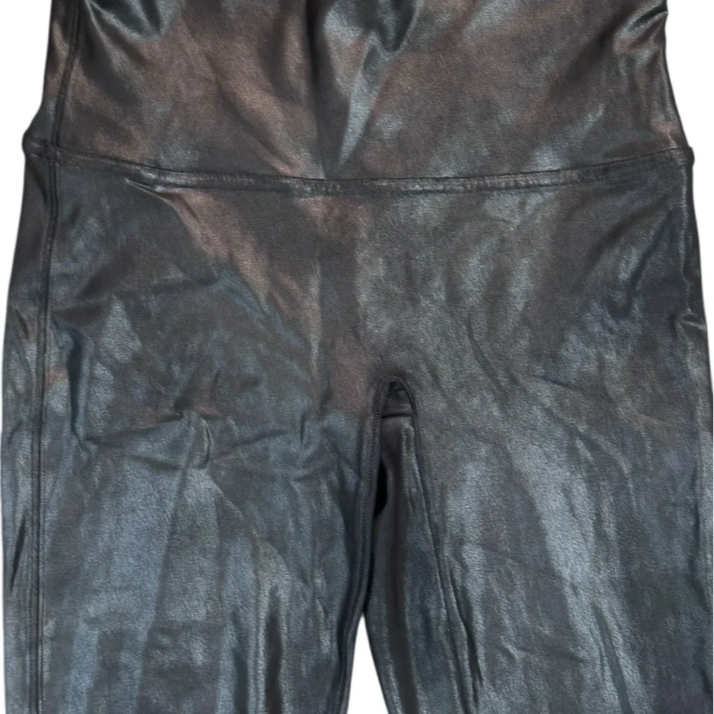 SPANXshape™ Faux Leather Leggings size L - Picture 12 of 16